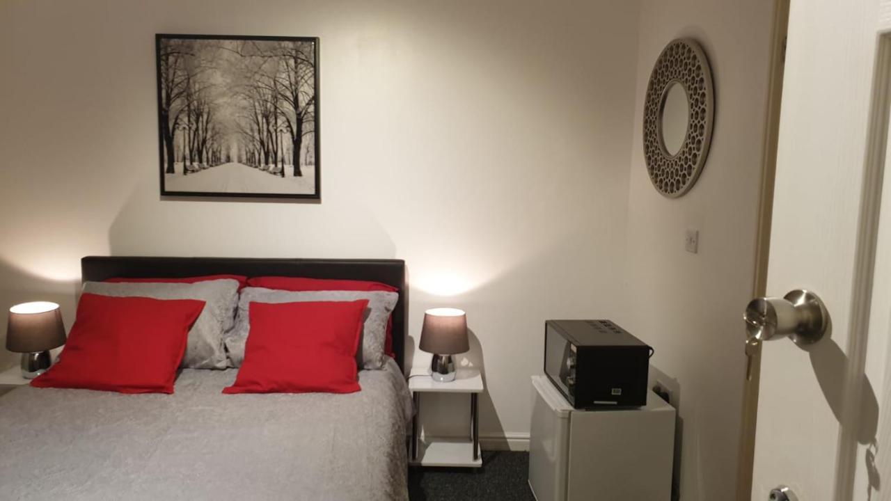 M&B Haven - Sittingbourne Apartman Kültér fotó