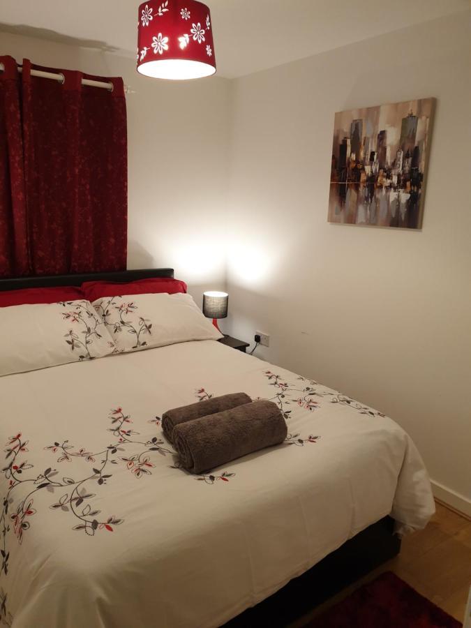 M&B Haven - Sittingbourne Apartman Kültér fotó