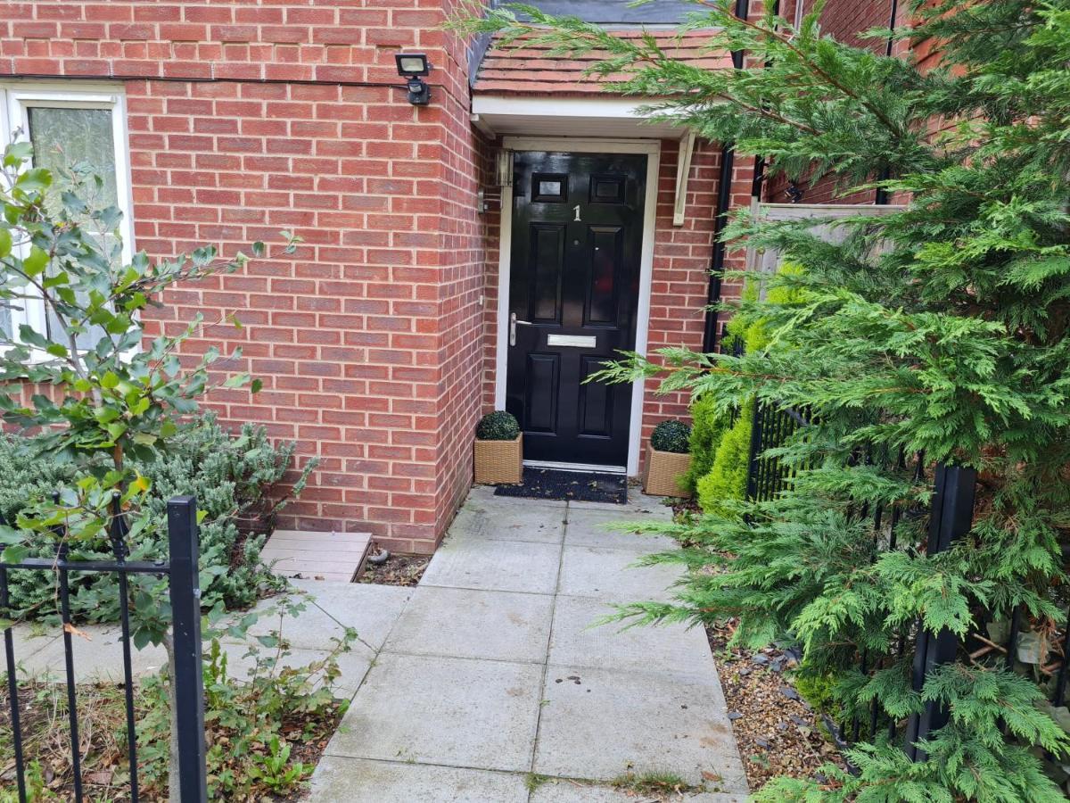 M&B Haven - Sittingbourne Apartman Kültér fotó