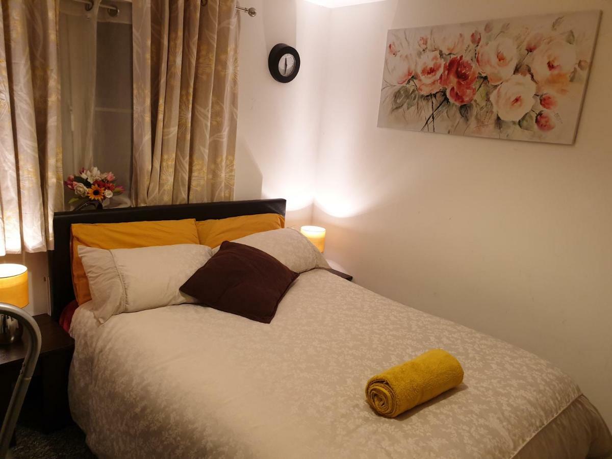 M&B Haven - Sittingbourne Apartman Kültér fotó