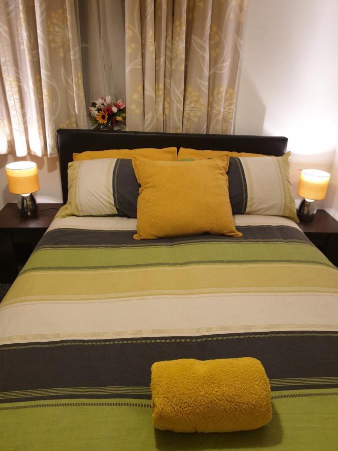 M&B Haven - Sittingbourne Apartman Kültér fotó