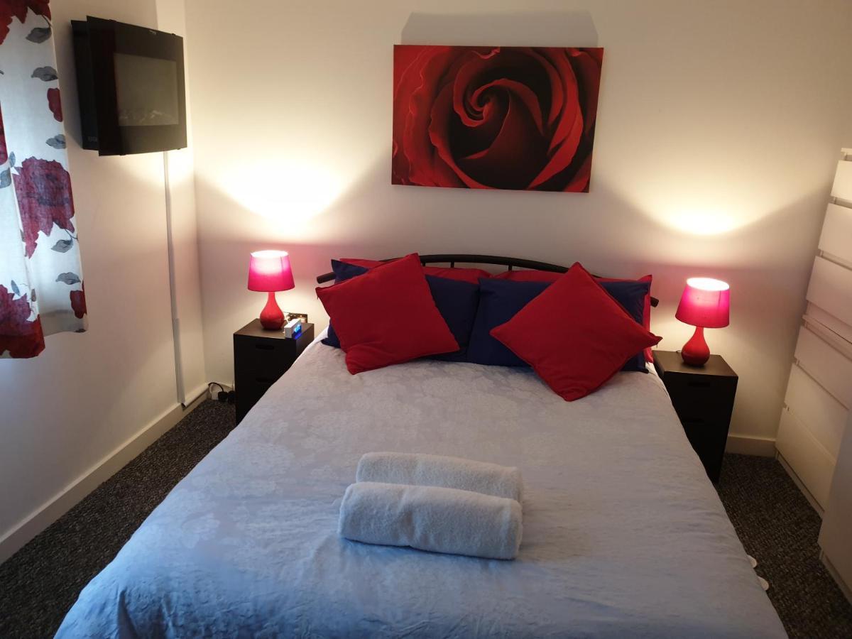 M&B Haven - Sittingbourne Apartman Kültér fotó